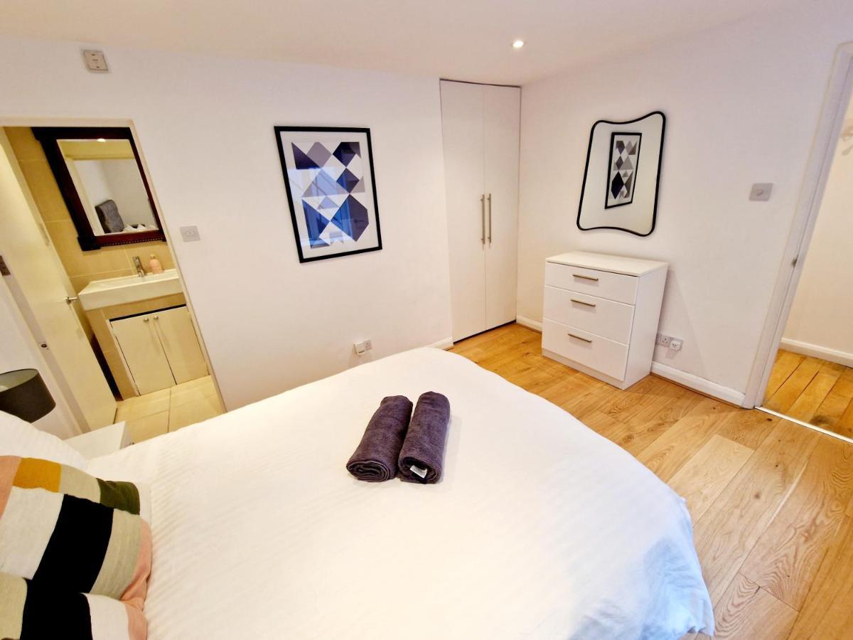Apartmán Beautiful Hyde Park Flat By Lancaster Gate Station With Private Back Patio Londýn Exteriér fotografie